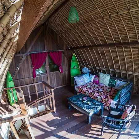 Kuda Laut Bungalows & Diving